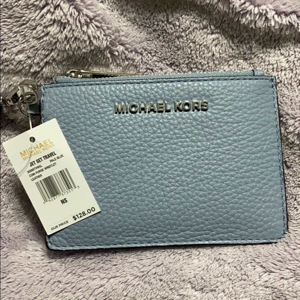 Michael kors wristlet